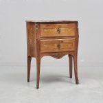 1358 1106 CHEST OF DRAWERS